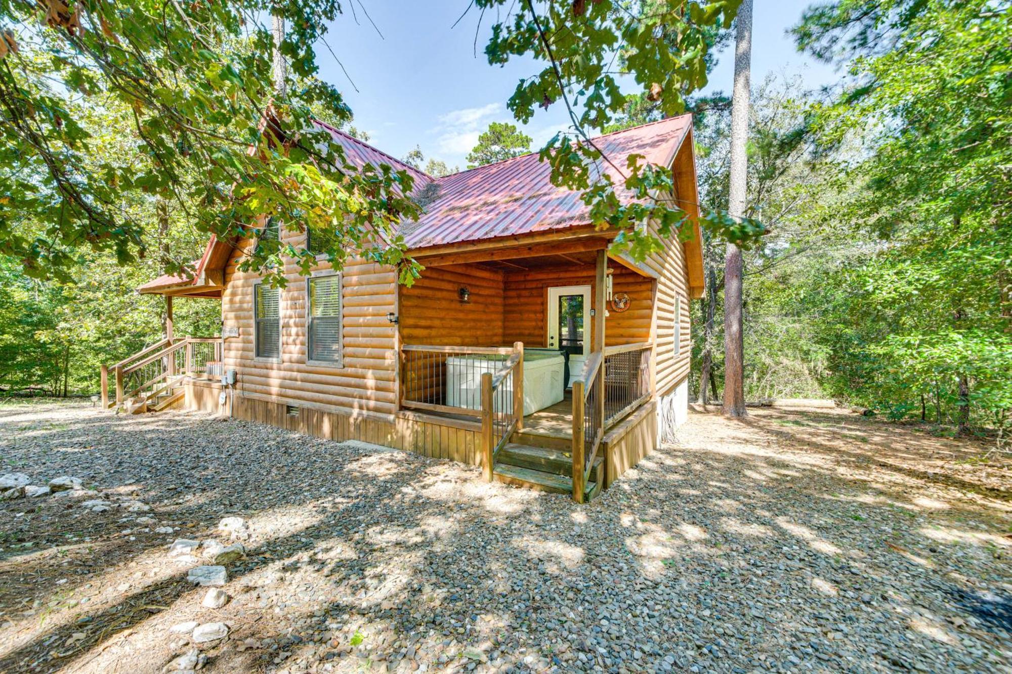 Broken Bow Rental Cabin With Hot Tub And Bar Bagian luar foto