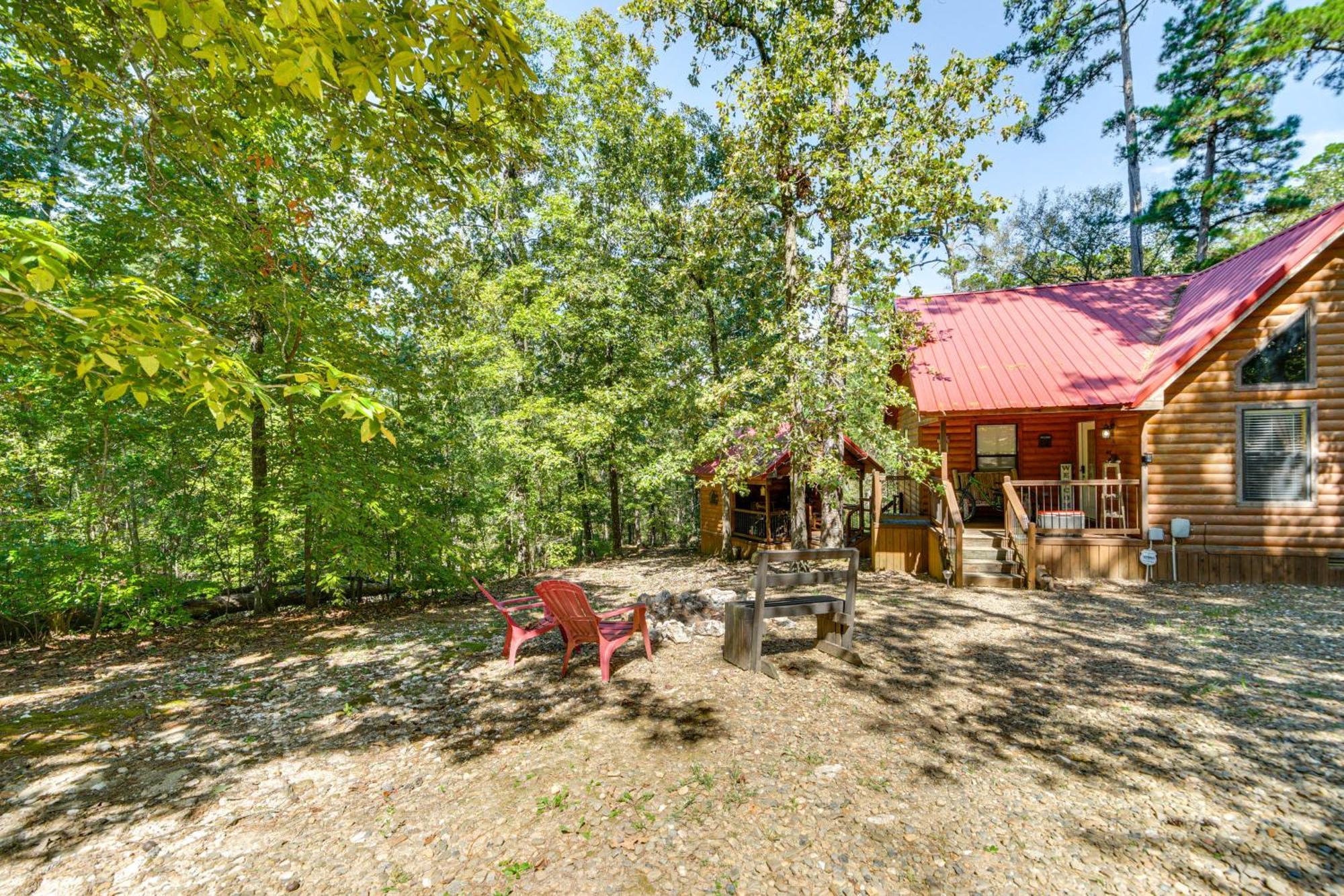 Broken Bow Rental Cabin With Hot Tub And Bar Bagian luar foto